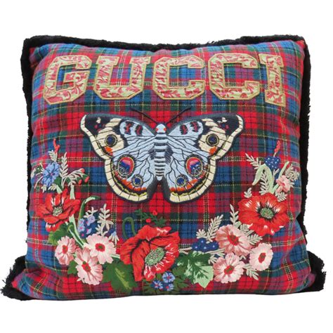 gucci抱枕